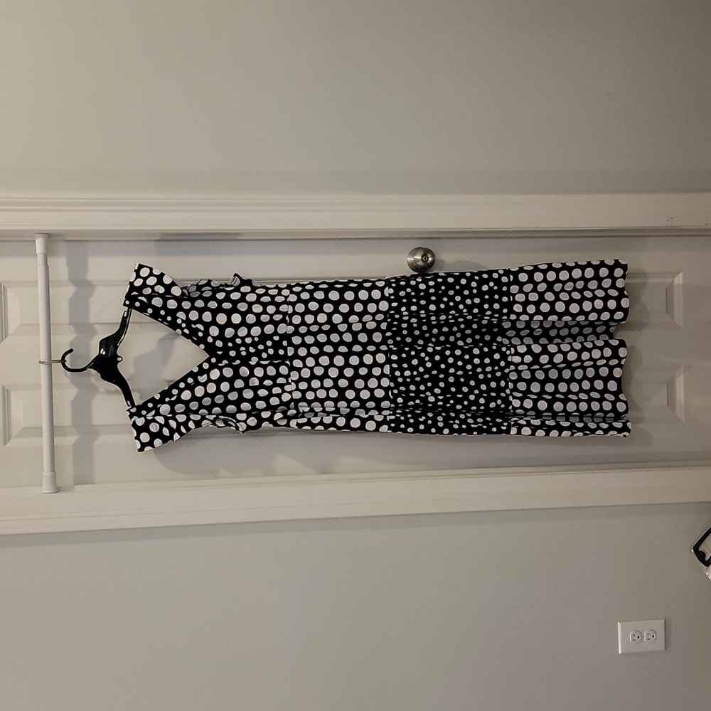 Loft maxi dress. Size large.  Never worn,  no tags.